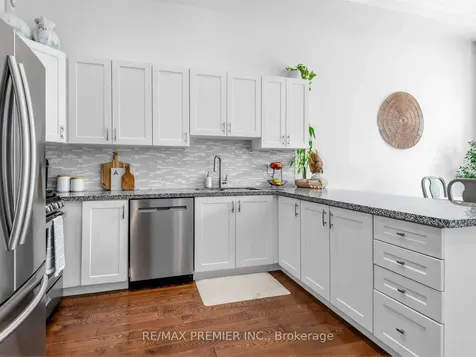 57B Westona Street Toronto ON M9P 2X9
