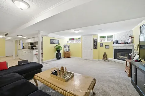 320 Pearl Street Caledon ON L7E 4Z2