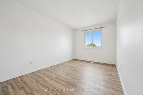 2432 Malcolm Crescent Burlington ON L7P 3Y4