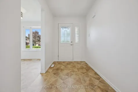 2432 Malcolm Crescent Burlington ON L7P 3Y4