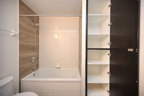 4655 Metcalfe Avenue Mississauga ON L5M 4N7