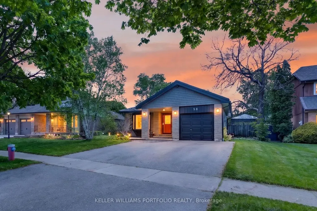 38 Laurelcrest Street Brampton ON L6S 2R4