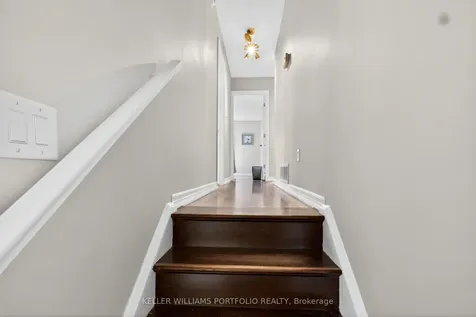38 Laurelcrest Street Brampton ON L6S 2R4