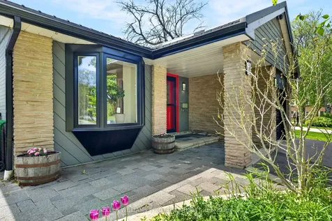 38 Laurelcrest Street Brampton ON L6S 2R4