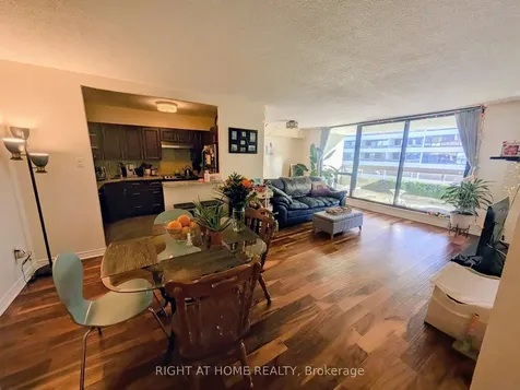 80 Quebec Avenue Toronto ON M6P 4B7