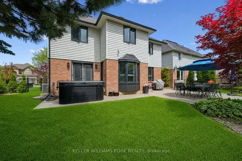 2124 Kevin Crescent Burlington ON L7M 4E3