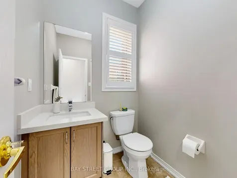 22 Pentonville Road Brampton ON L6R 3R9