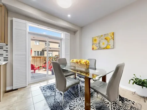 22 Pentonville Road Brampton ON L6R 3R9