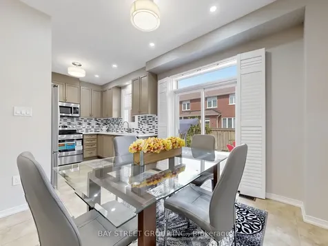 22 Pentonville Road Brampton ON L6R 3R9