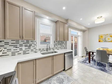 22 Pentonville Road Brampton ON L6R 3R9