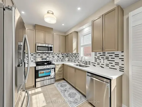 22 Pentonville Road Brampton ON L6R 3R9