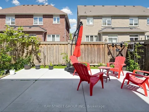 22 Pentonville Road Brampton ON L6R 3R9