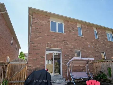 22 Pentonville Road Brampton ON L6R 3R9