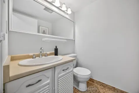 80 Quebec Avenue Toronto ON M6P 4B7