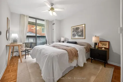 80 Quebec Avenue Toronto ON M6P 4B7