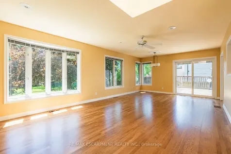 2198 Devon Road Oakville ON L6J 5M2
