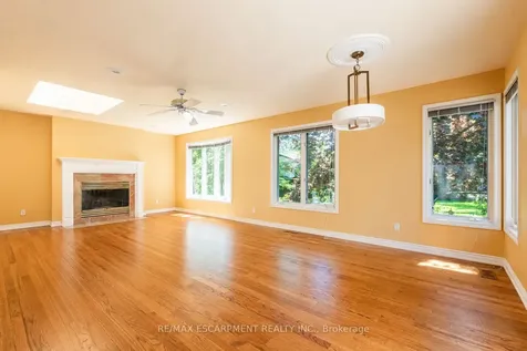 2198 Devon Road Oakville ON L6J 5M2