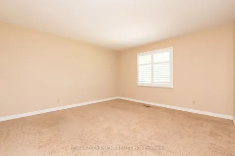 2198 Devon Road Oakville ON L6J 5M2