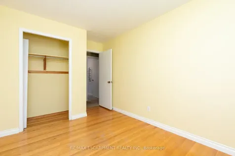 2198 Devon Road Oakville ON L6J 5M2