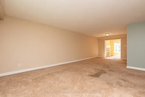 2198 Devon Road Oakville ON L6J 5M2