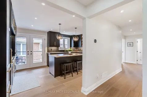 3 Burin Court Toronto ON M9C 4Y3