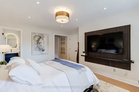 3 Burin Court Toronto ON M9C 4Y3