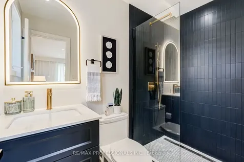 3 Burin Court Toronto ON M9C 4Y3