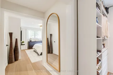 3 Burin Court Toronto ON M9C 4Y3