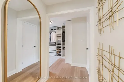 3 Burin Court Toronto ON M9C 4Y3