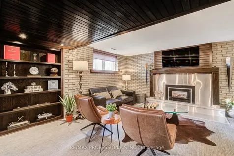 3 Burin Court Toronto ON M9C 4Y3
