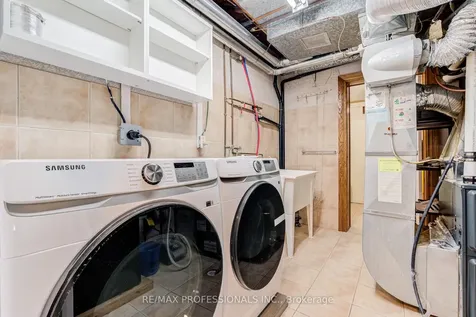 3 Burin Court Toronto ON M9C 4Y3