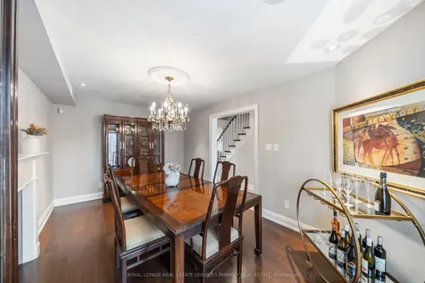 2400 Eden Valley Drive Oakville ON L6H 6K9