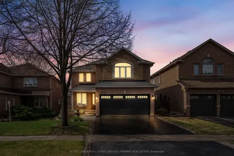 2400 Eden Valley Drive Oakville ON L6H 6K9