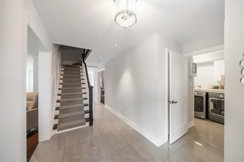 2400 Eden Valley Drive Oakville ON L6H 6K9