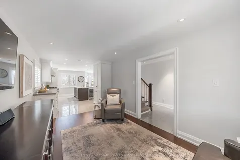2400 Eden Valley Drive Oakville ON L6H 6K9