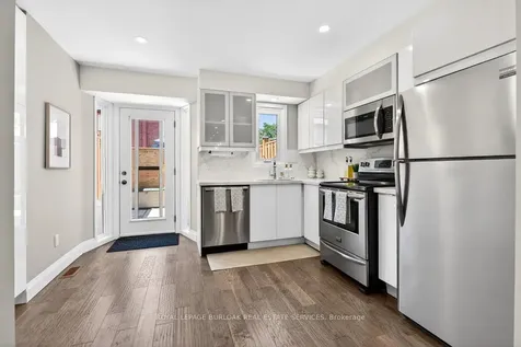 895 Maple Avenue Burlington ON L7S 2H7