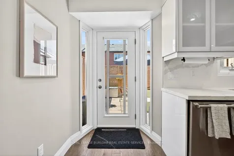 895 Maple Avenue Burlington ON L7S 2H7