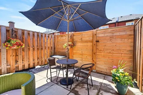 895 Maple Avenue Burlington ON L7S 2H7