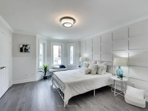 55 Cameron Avenue Toronto ON M6M 1R1