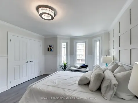 55 Cameron Avenue Toronto ON M6M 1R1