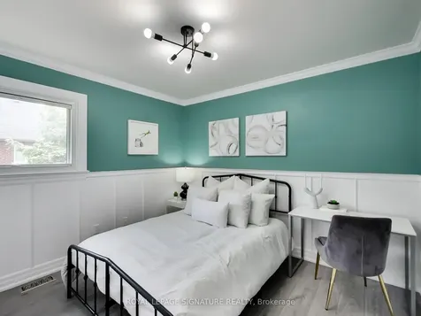 55 Cameron Avenue Toronto ON M6M 1R1