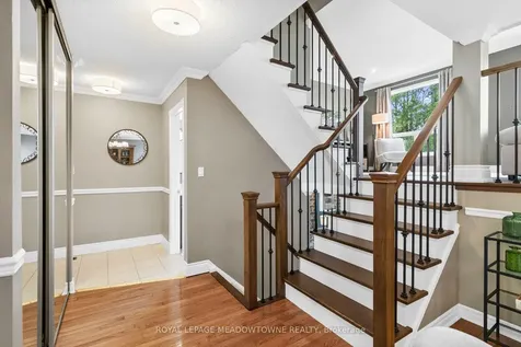 105 Laurier Avenue Milton ON L9T 4X4