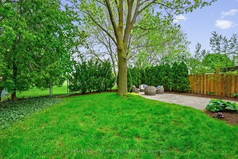 105 Laurier Avenue Milton ON L9T 4X4