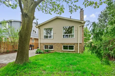 105 Laurier Avenue Milton ON L9T 4X4