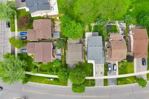 105 Laurier Avenue Milton ON L9T 4X4