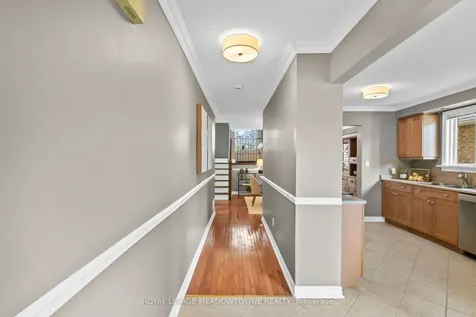 105 Laurier Avenue Milton ON L9T 4X4
