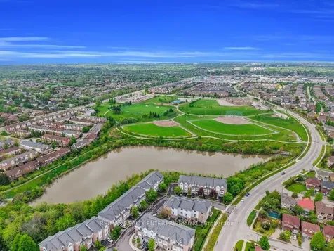 145 Hillcrest Avenue Mississauga ON L5B 3Z1