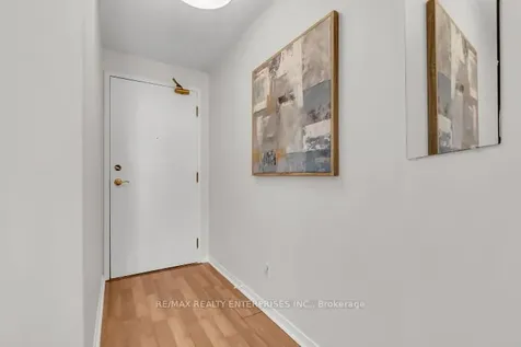 145 Hillcrest Avenue Mississauga ON L5B 3Z1