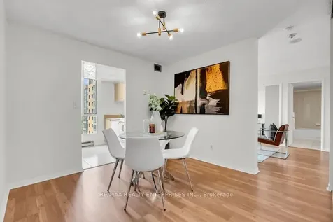 145 Hillcrest Avenue Mississauga ON L5B 3Z1
