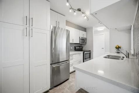 25 Trailwood Drive Mississauga ON L4Z 3K9